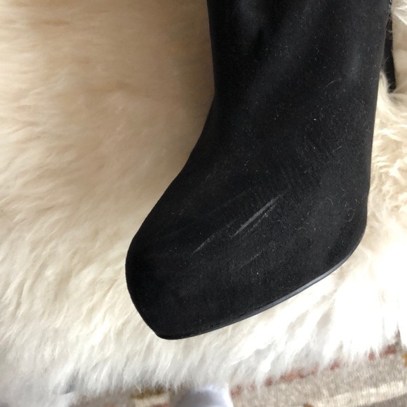 Aldo Black Suede Boot with Gold zipper detail - Picture 6 of 8